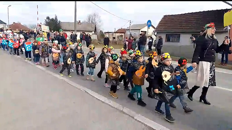 Ožujak u Ftičekima - Ftičeki